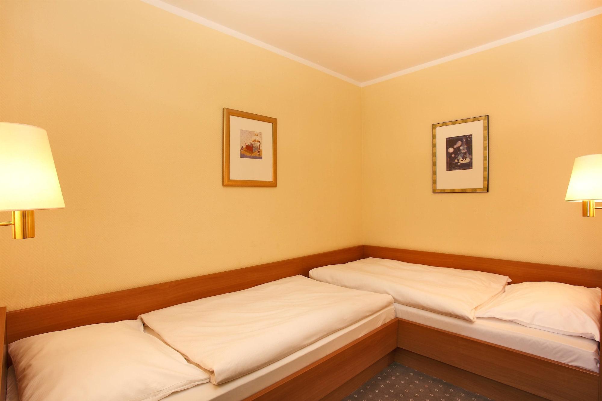 H+ Hotel Willingen Виллинген Экстерьер фото